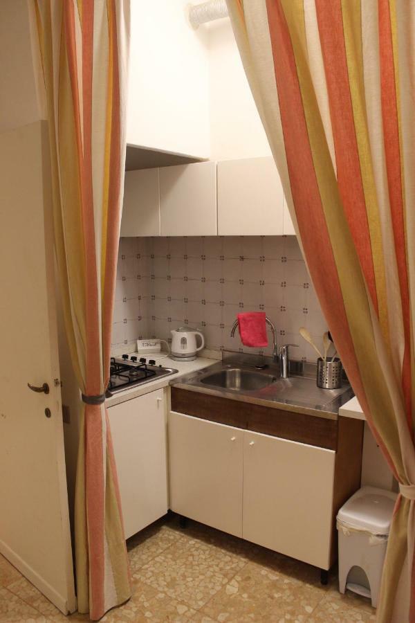 Sant'Agostin Apartment Венеция Экстерьер фото